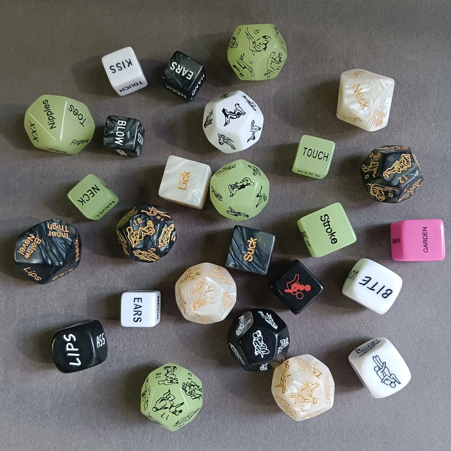 2 Pcs Acrylic Naughty Dice BDSM ( K0821 )